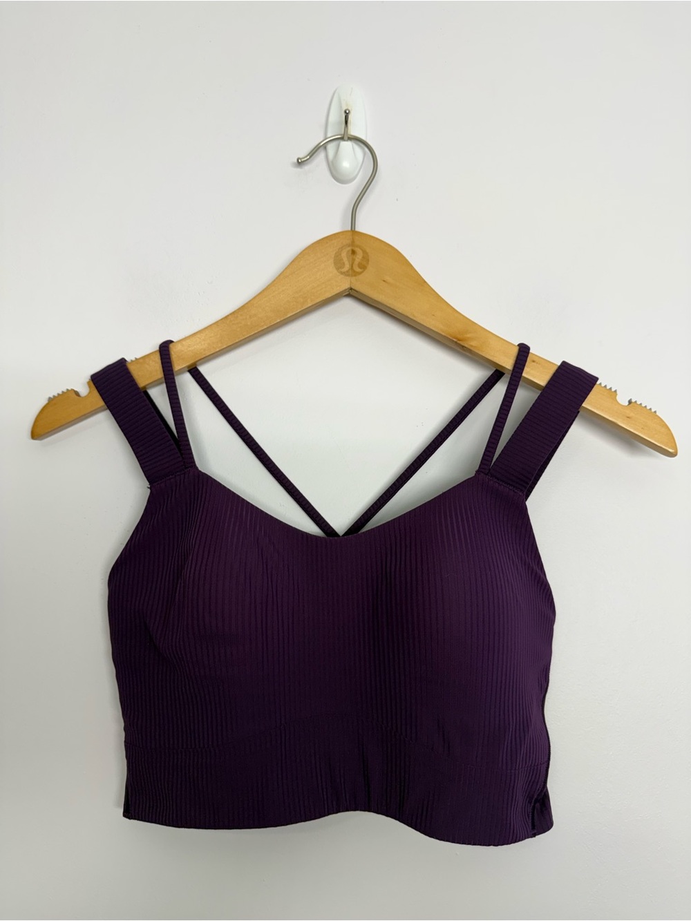 38: Lululemon Like a Cloud Longline Ribbed Bra D/DD Dramatic Magenta 4? 12.5”